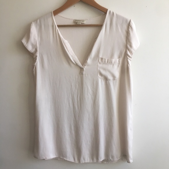 Repeat Silk Top with Breast Pocket Blouse in Light Ivory Cream Blush sz 42 / L - Picture 5 of 8